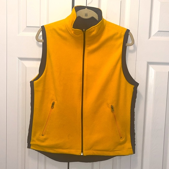 GAP Jackets & Blazers - GAP Vest